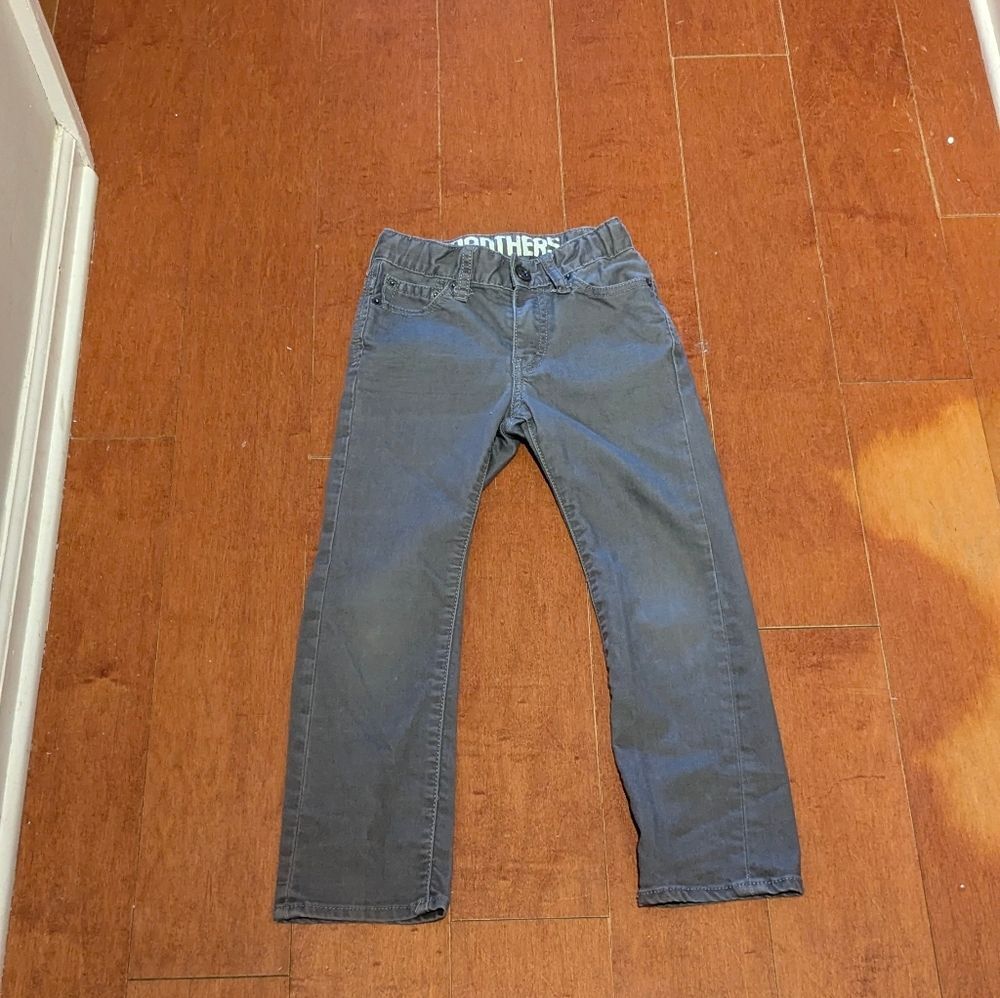 Boys size 6, Brother- Gray Kids Skinny Straight Jeans